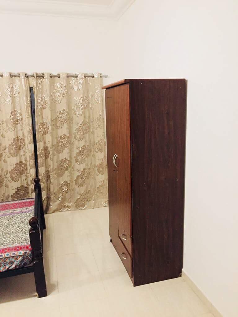 Room for rent good for  Couple, Working Ladies or Small Family